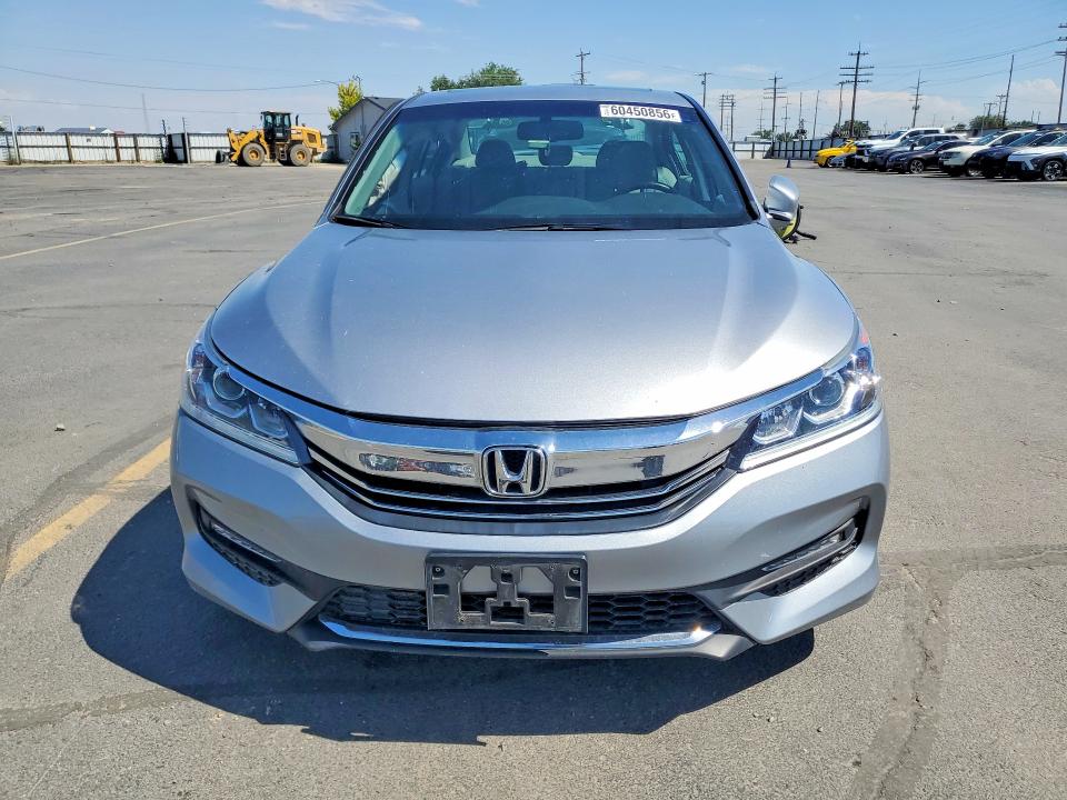 Продаж на аукціоні авто 2017 Honda Accord, vin: 1HGCR2F87HA092677, номер лоту: 60450856