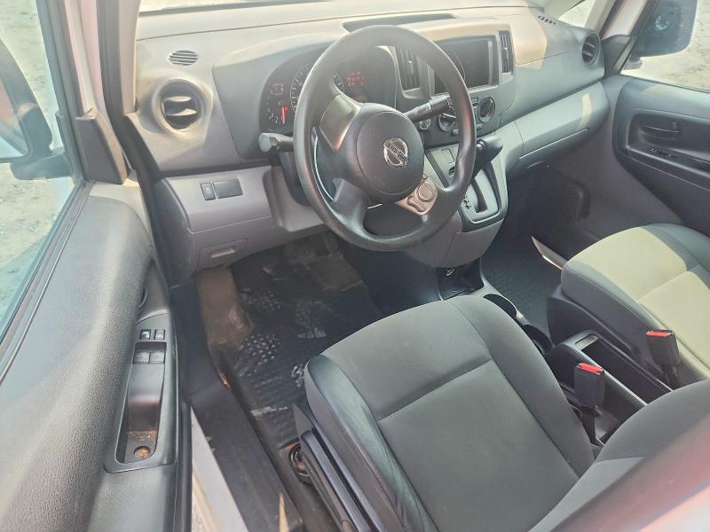 58462016 :رقم المزاد ، 3N6CM0KN8HK700974 vin ، 2017 Nissan Nv200 مزاد بيع