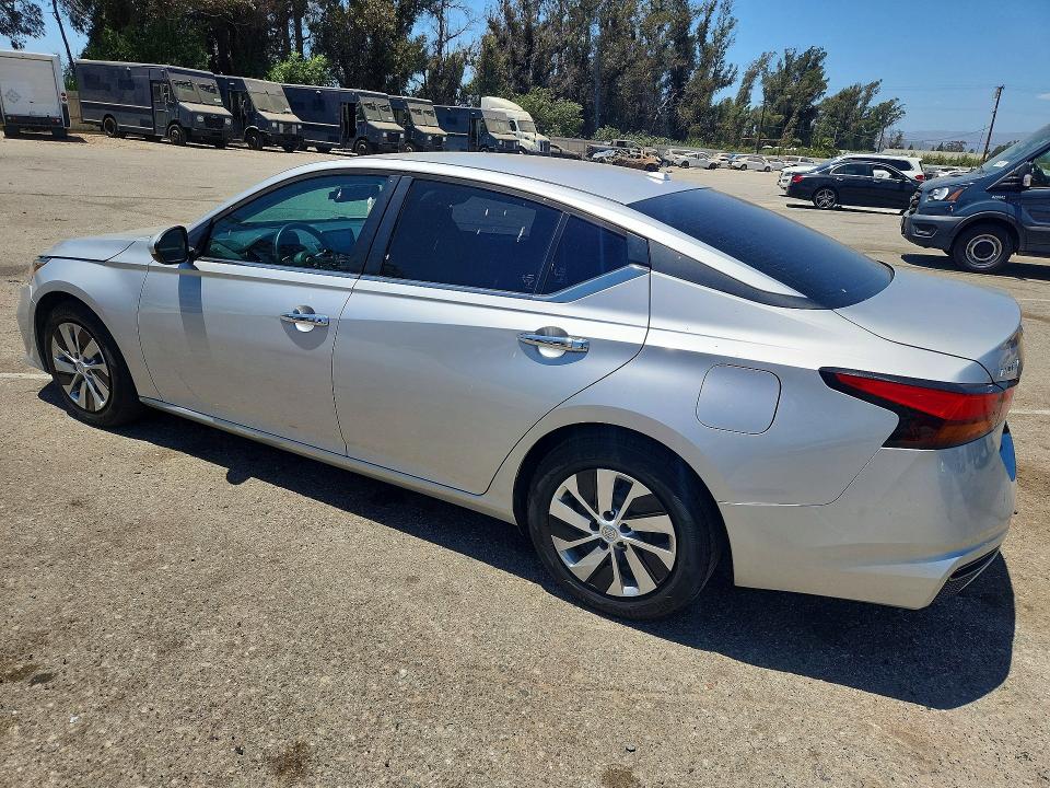 Продажа на аукционе авто 2019 Nissan Altima, vin: 1N4BL4BVXKC124526, номер лота: 61547876
