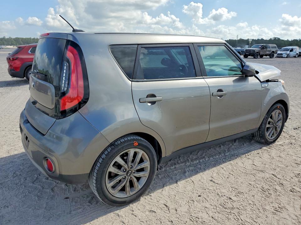 59589036 :رقم المزاد ، KNDJP3A55K7666809 vin ، 2019 Kia Soul مزاد بيع