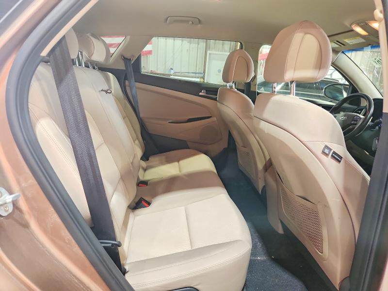 61334916 :رقم المزاد ، KM8J3CA27GU229772 vin ، 2016 Hyundai Tucson مزاد بيع