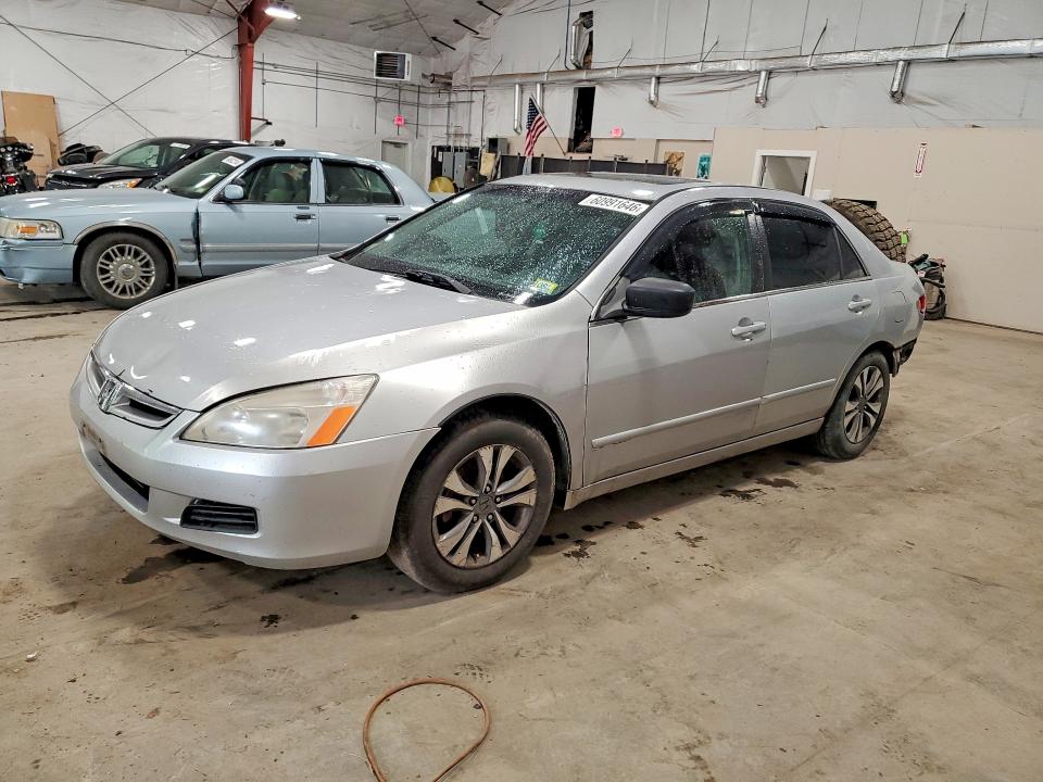 Продажа на аукционе авто 2004 Honda Accord, vin: 1HGCM56804A010525, номер лота: 60991646