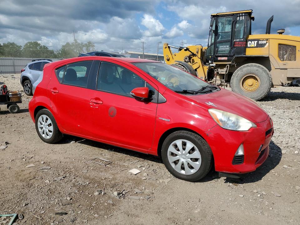 Продажа на аукционе авто 2013 Toyota Prius C, vin: JTDKDTB38D1053454, номер лота: 61616296