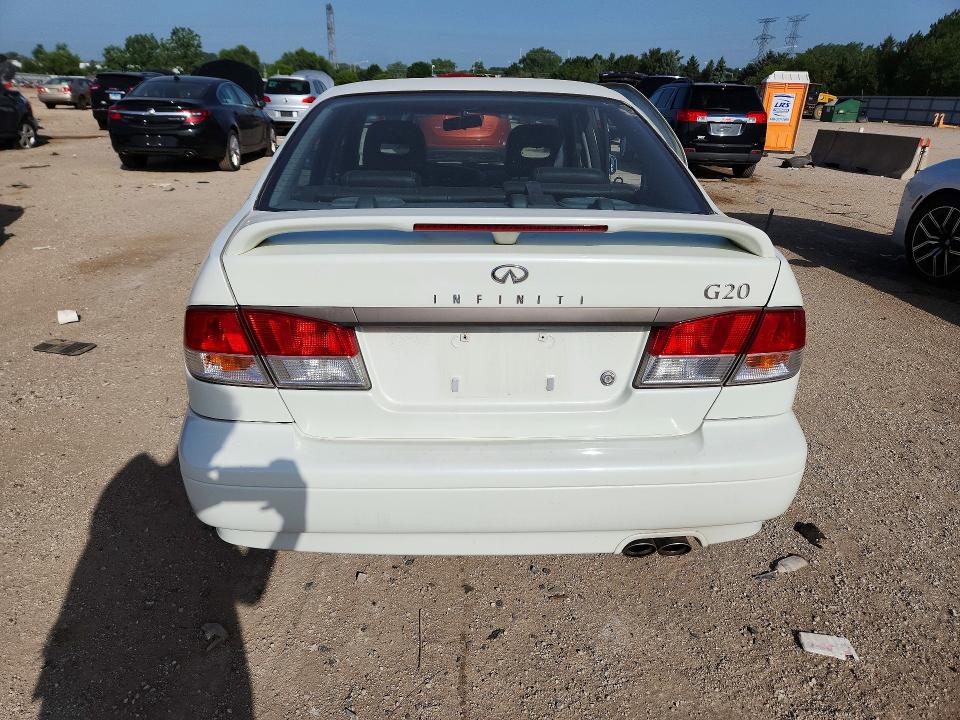 58809426 :رقم المزاد ، JNKCP11A82T510750 vin ، 2002 Infiniti G20 مزاد بيع