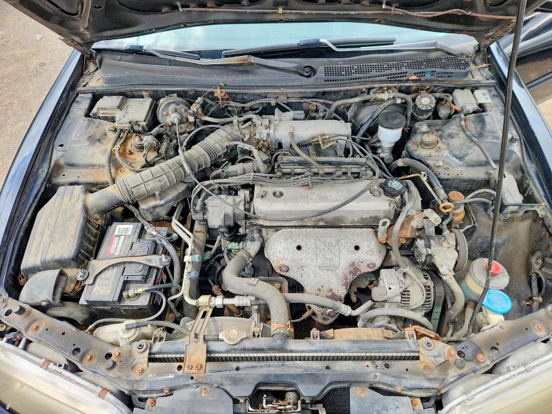 1996 Honda Accord მანქანა იყიდება აუქციონზე, vin: 1HGCD5635TA810370, აუქციონის ნომერი: 56484486