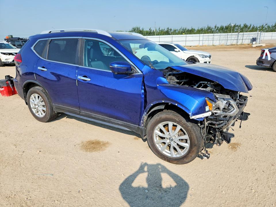 62004466 :رقم المزاد ، 5N1AT2MV4HC744090 vin ، 2017 Nissan Rogue مزاد بيع