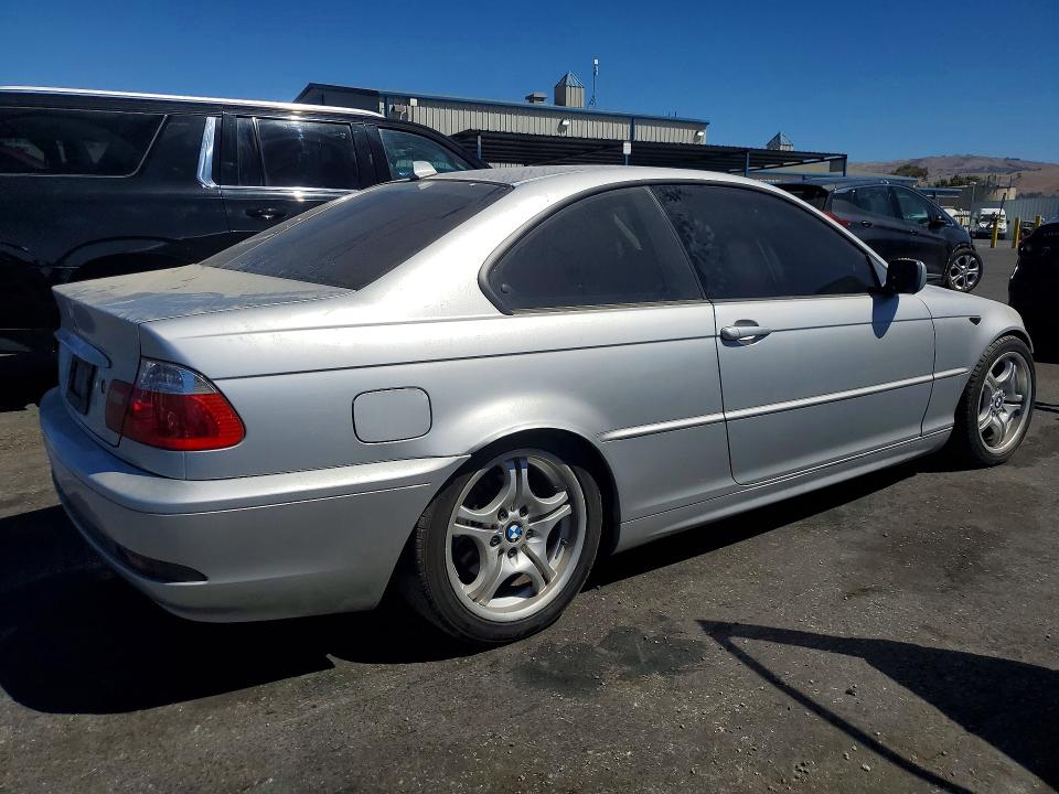 2004 Bmw 325 მანქანა იყიდება აუქციონზე, vin: WBABV13444JT21468, აუქციონის ნომერი: 63038196