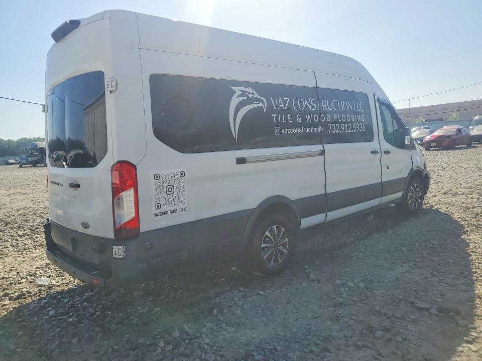 59630706 :رقم المزاد ، 1FTBW3XM8JKA83202 vin ، 2018 Ford Transit مزاد بيع