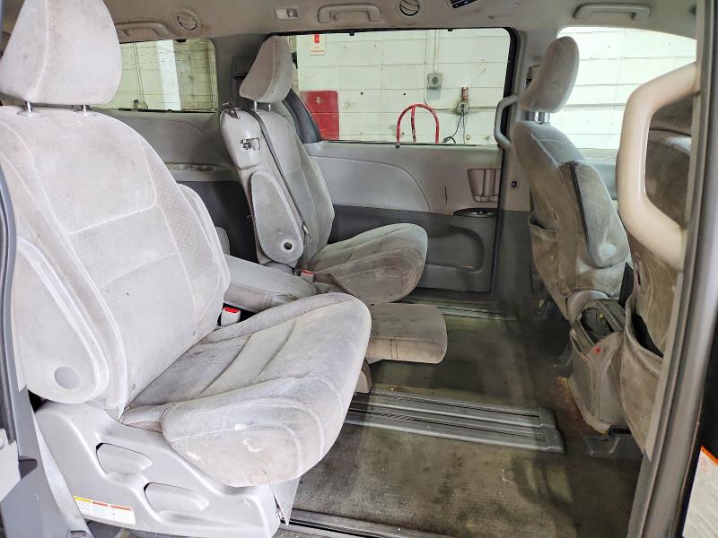 Продажа на аукционе авто 2015 Toyota Sienna, vin: 5TDKK3DC8FS581830, номер лота: 59704346