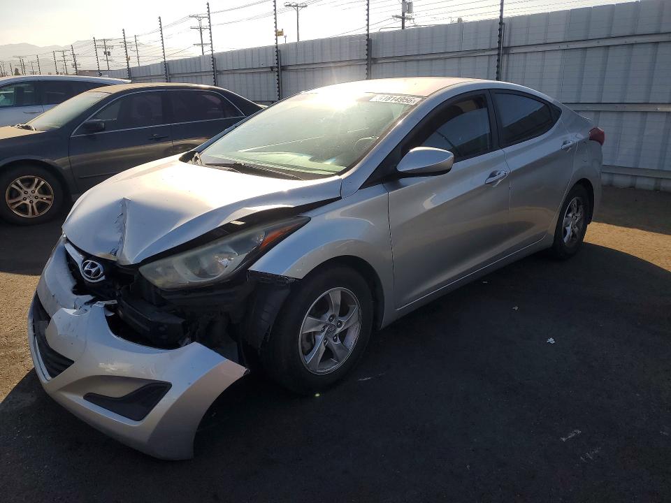 Продаж на аукціоні авто 2015 Hyundai Elantra, vin: 5NPDH4AE2FH558701, номер лоту: 61814956