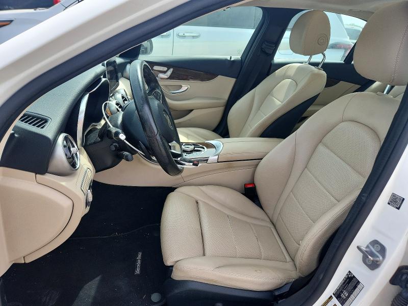 60189856 :رقم المزاد ، 55SWF4KB7HU224781 vin ، 2017 Mercedes-benz C مزاد بيع