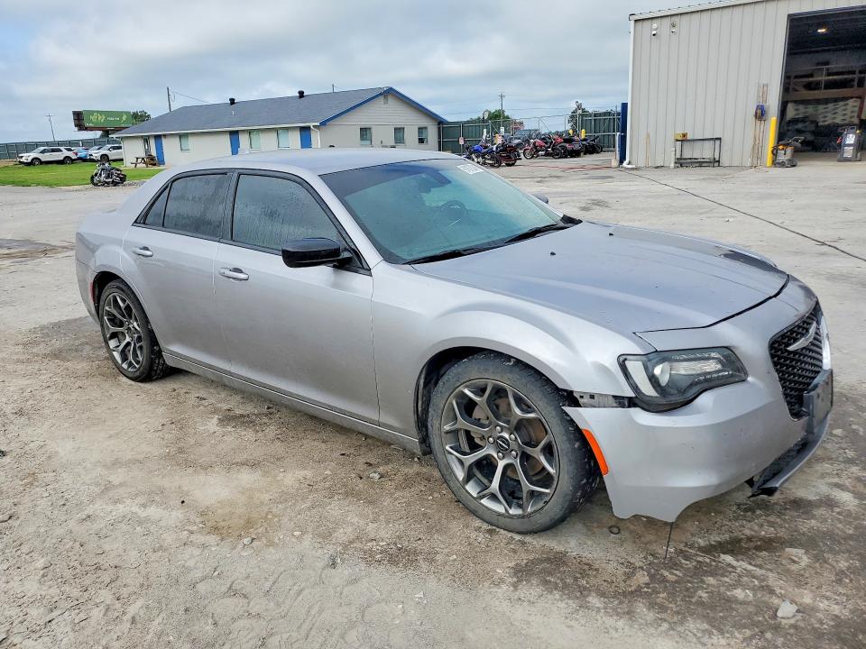 61678246 :رقم المزاد ، 2C3CCAAG5JH264547 vin ، 2018 Chrysler 300 مزاد بيع