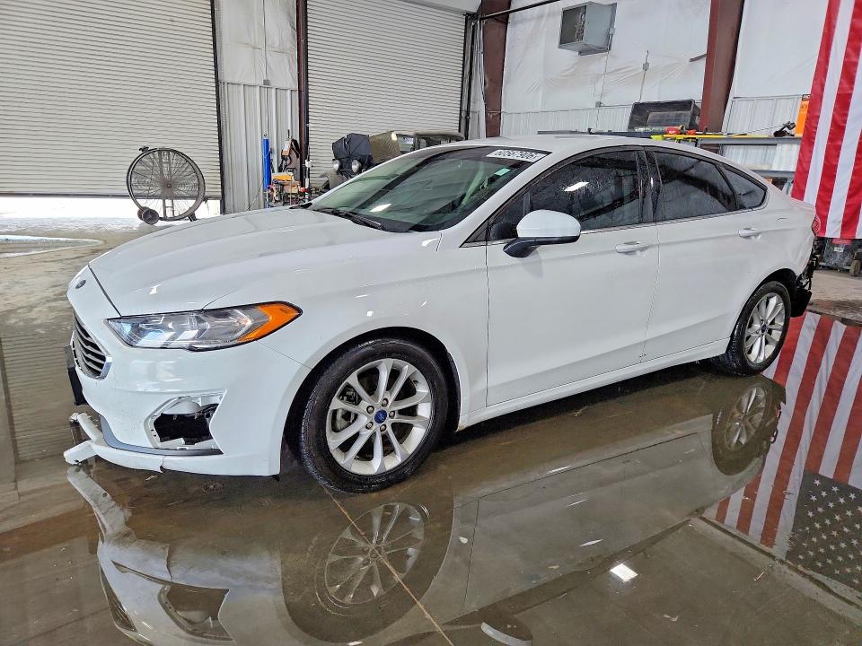 60567906 :رقم المزاد ، 3FA6P0LU8LR212336 vin ، 2020 Ford Fusion مزاد بيع
