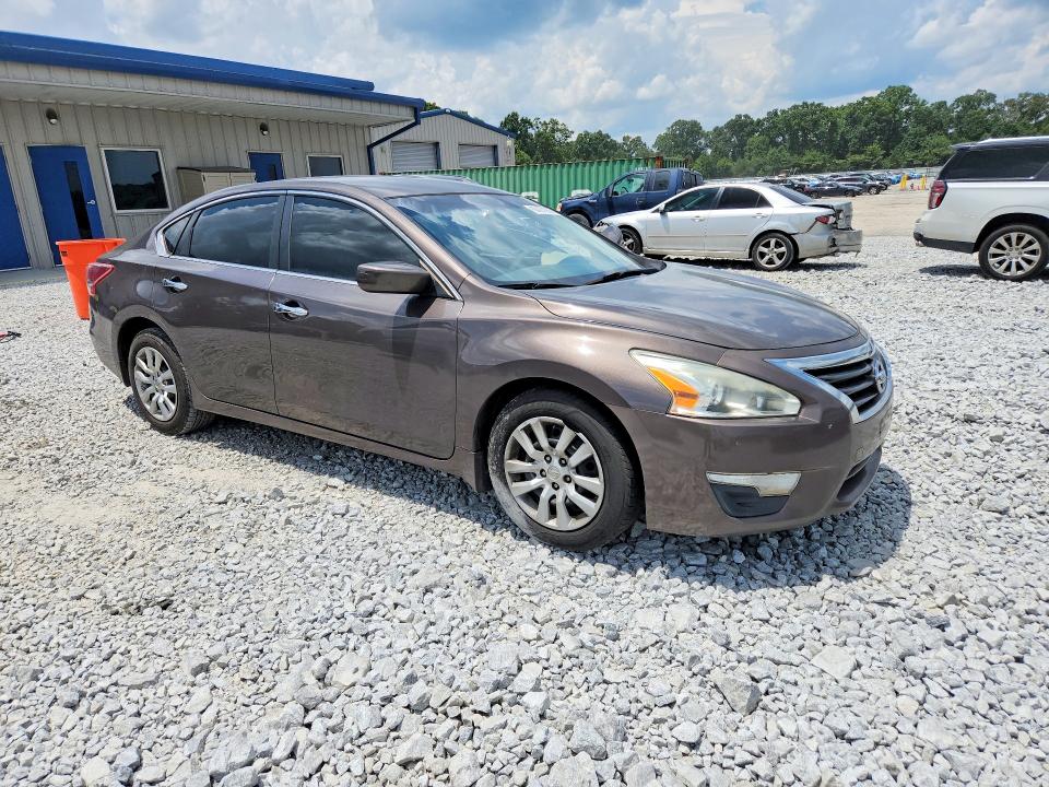 2013 Nissan Altima მანქანა იყიდება აუქციონზე, vin: 1N4AL3AP1DN443085, აუქციონის ნომერი: 60437056