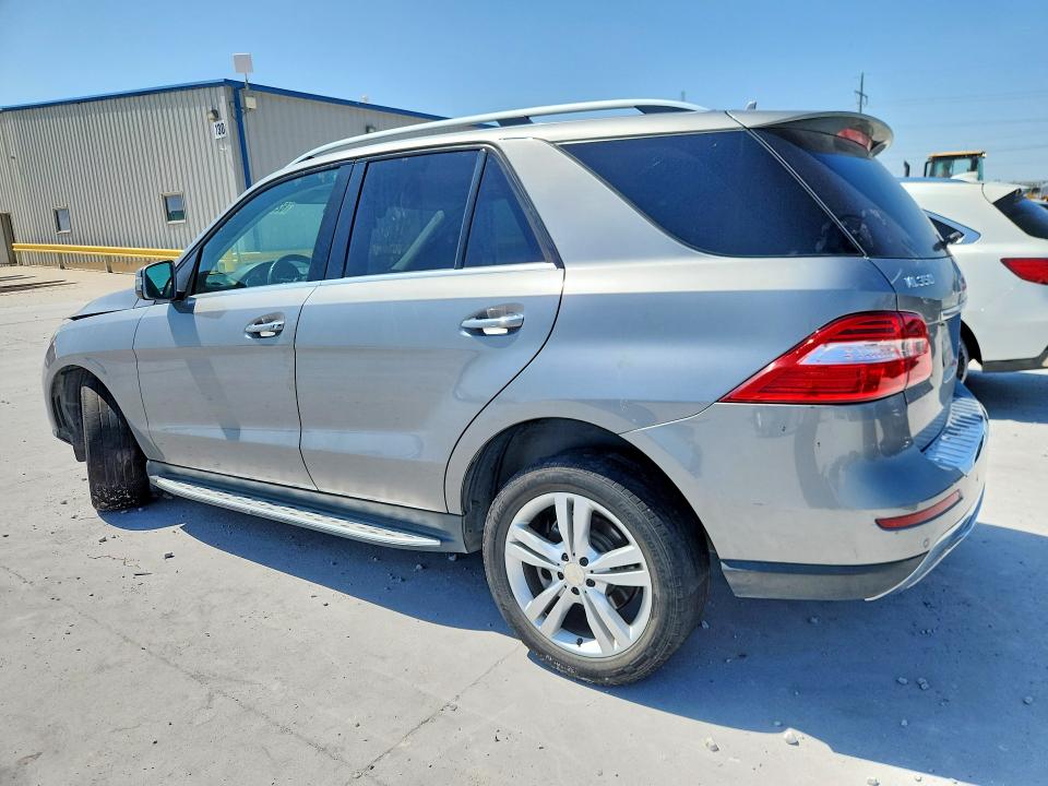 62233596 :رقم المزاد ، 4JGDA5HB8DA135952 vin ، 2013 Mercedes-benz Ml مزاد بيع