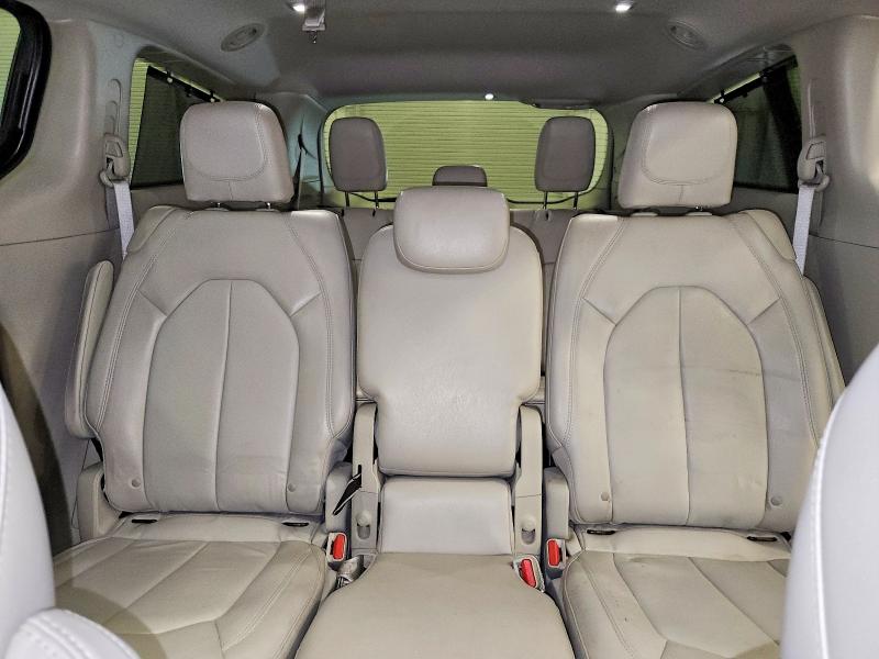 Auction sale of the 2017 Chrysler Pacifica, vin: 2C4RC1BG5HR571614, lot number: 61750286