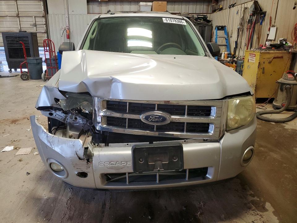 2009 Ford Escape მანქანა იყიდება აუქციონზე, vin: 1FMCU03709KA57502, აუქციონის ნომერი: 61078366
