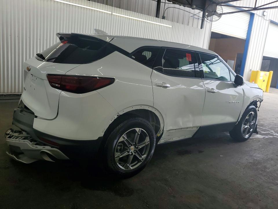Продаж на аукціоні авто 2025 Chevrolet Blazer, vin: 3GNKBCR43SS262690, номер лоту: 60759046