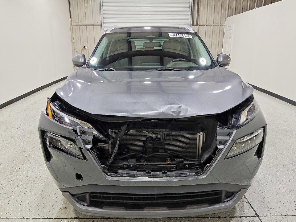 61442896 :رقم المزاد ، 5N1AT3BA7MC844801 vin ، 2021 Nissan Rogue مزاد بيع