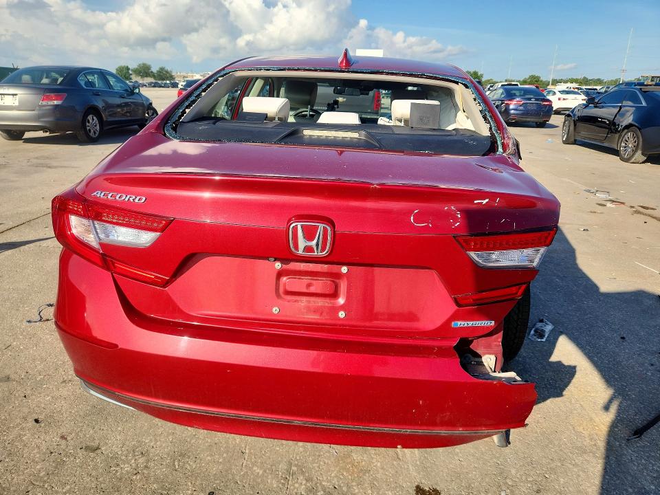 Продажа на аукционе авто 2018 Honda Accord, vin: 1HGCV3F11JA009061, номер лота: 60112196