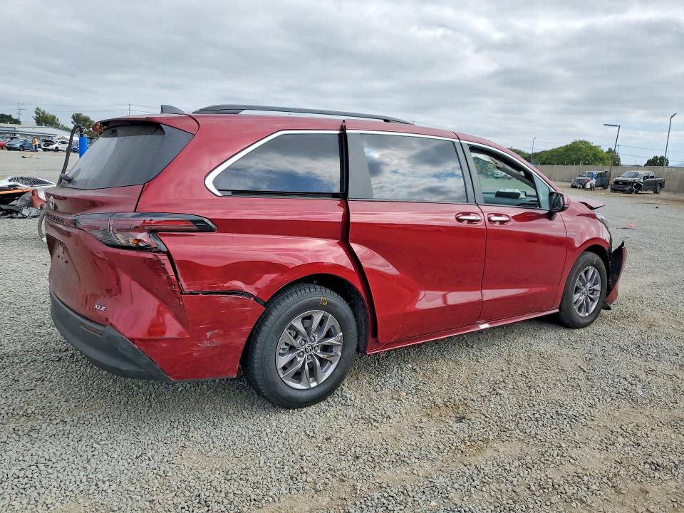 Продаж на аукціоні авто 2026 Toyota Sienna, vin: 5TDYRKEC2TS308960, номер лоту: 58769416