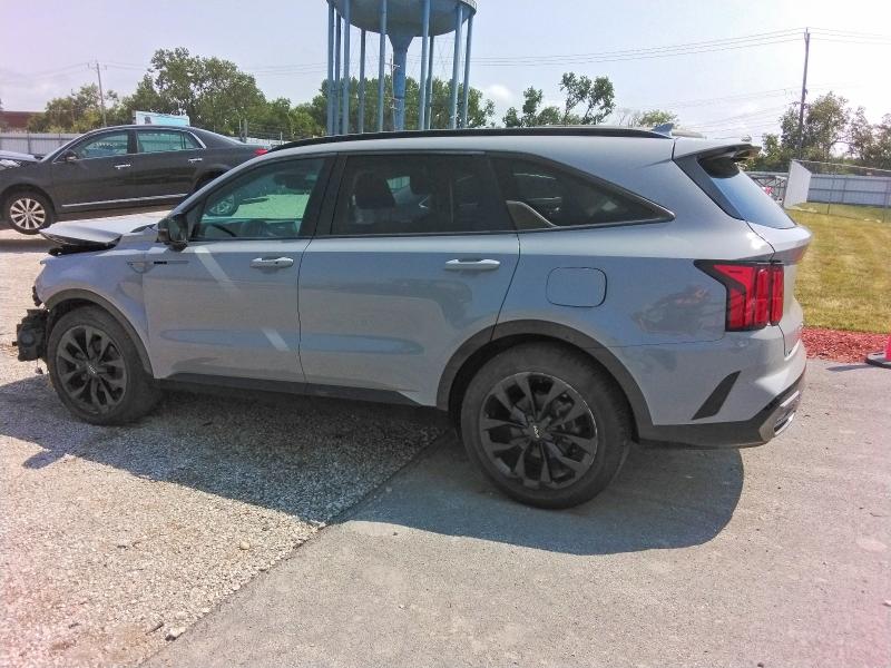 60686576 :رقم المزاد ، 5XYRK4LFXNG093779 vin ، 2022 Kia Sorento مزاد بيع