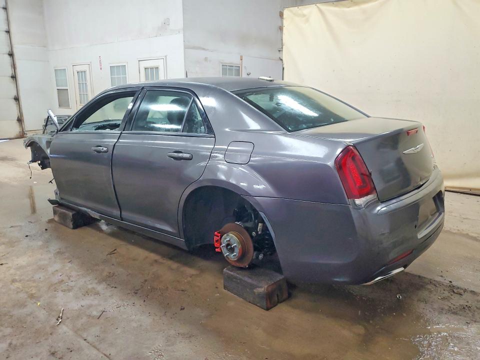 2021 Chrysler 300 მანქანა იყიდება აუქციონზე, vin: 2C3CCABG8MH506976, აუქციონის ნომერი: 62165436