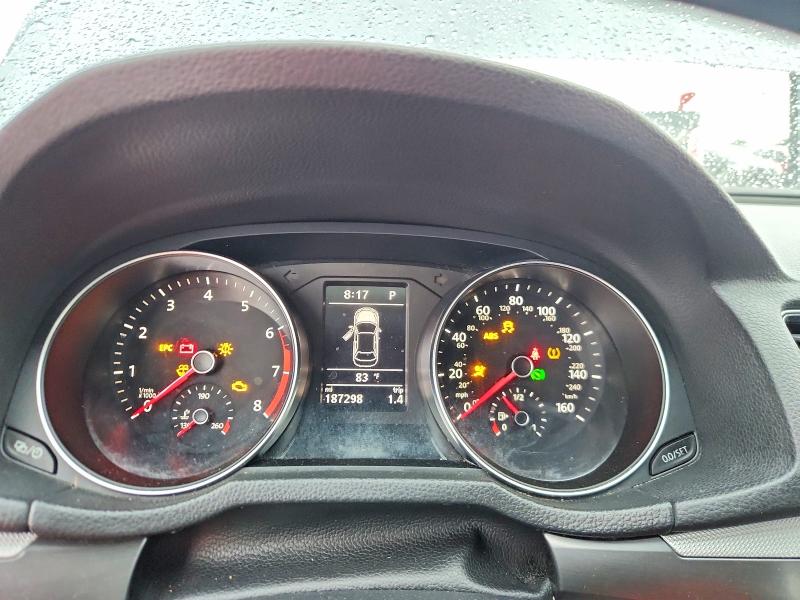 61578476 :رقم المزاد ، 1VWAA7A33JC001773 vin ، 2018 Volkswagen Passat مزاد بيع