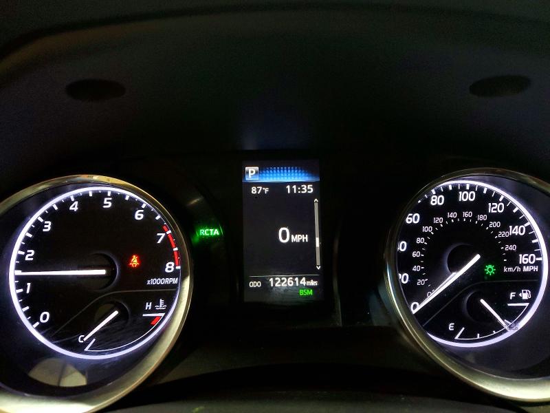61229676 :رقم المزاد ، 4T1B11HK3KU694613 vin ، 2019 Toyota Camry مزاد بيع