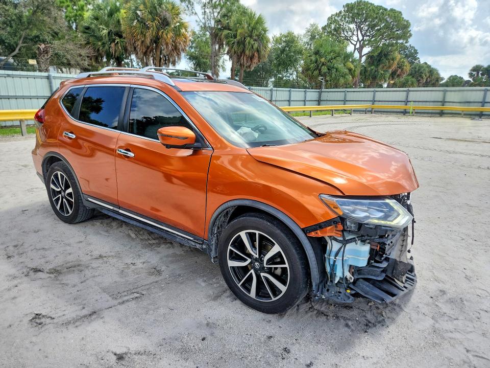 2018 Nissan Rogue მანქანა იყიდება აუქციონზე, vin: JN8AT2MT5JW456283, აუქციონის ნომერი: 62321936