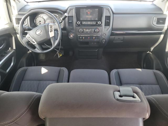 61172776 :رقم المزاد ، 1N6AA1EE0NN104538 vin ، 2022 Nissan Ftr مزاد بيع