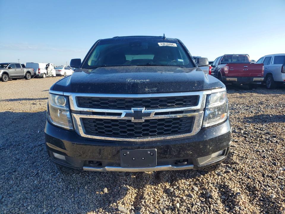 61316996 :رقم المزاد ، 1GNSKHKC8LR184619 vin ، 2020 Chevrolet Suburban مزاد بيع