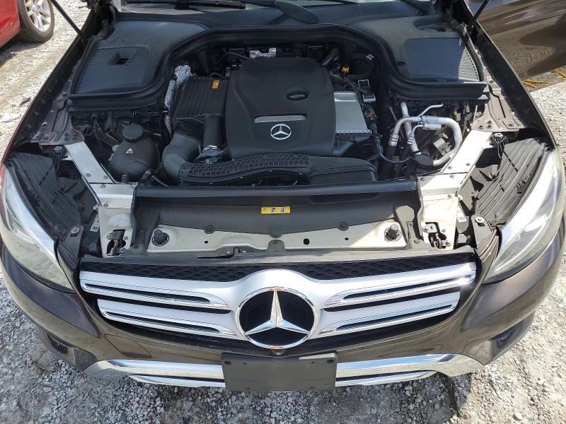 60756076 :رقم المزاد ، WDC0G4JB7JV056213 vin ، 2018 Mercedes-benz Glc مزاد بيع