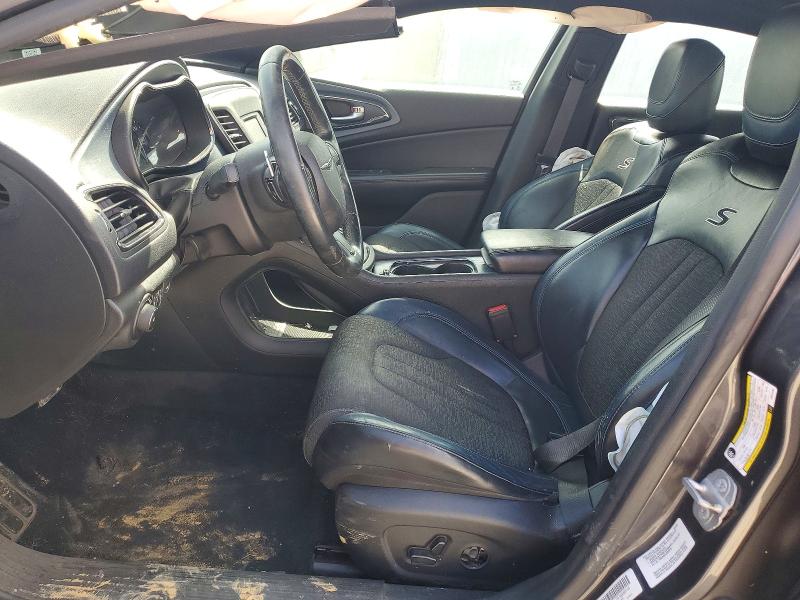 61422396 :رقم المزاد ، 1C3CCCBG3FN522282 vin ، 2015 Chrysler 200 مزاد بيع