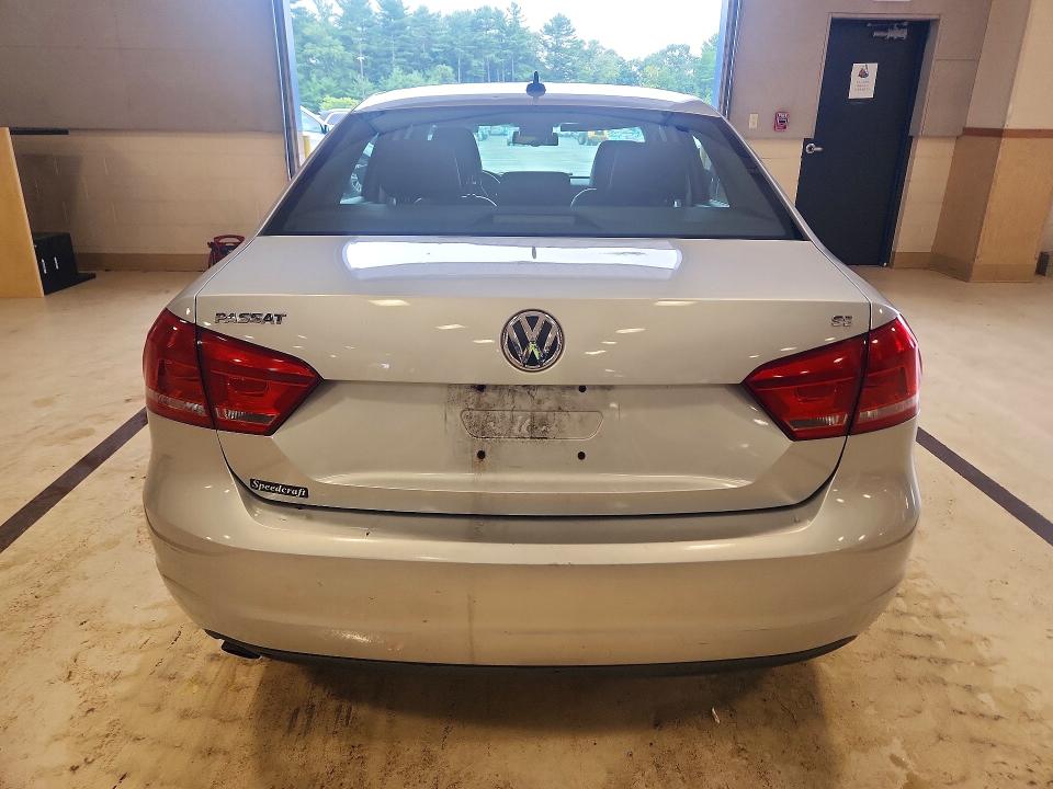 63043326 :رقم المزاد ، 1VWBP7A35DC015794 vin ، 2013 Volkswagen Passat مزاد بيع