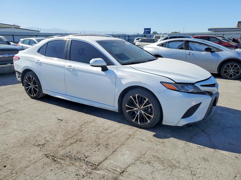 Продажа на аукционе авто 2018 Toyota Camry, vin: 4T1B11HK6JU649468, номер лота: 60219356