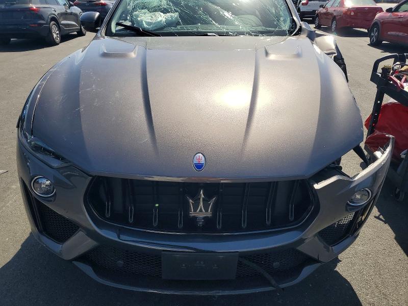 Продажа на аукционе авто 2019 Maserati Levante, vin: ZN661ZUA5KX323158, номер лота: 59643016