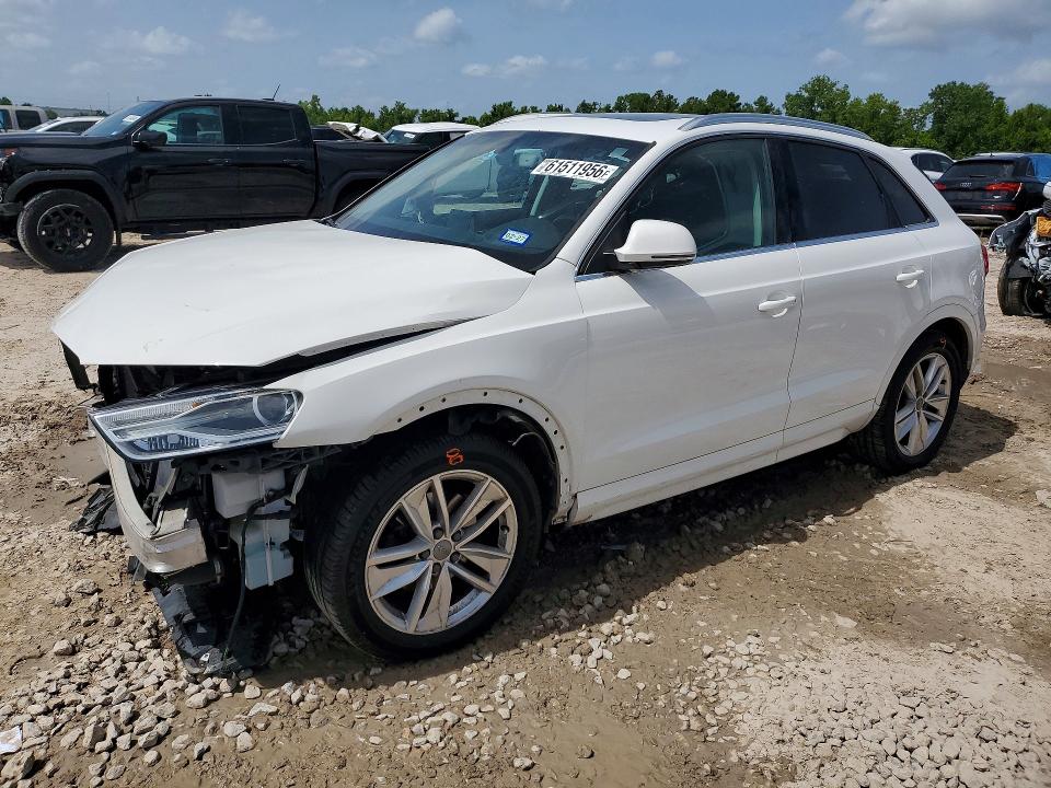 61511956 :رقم المزاد ، WA1EFCFS8GR011956 vin ، 2016 Audi Q3 مزاد بيع