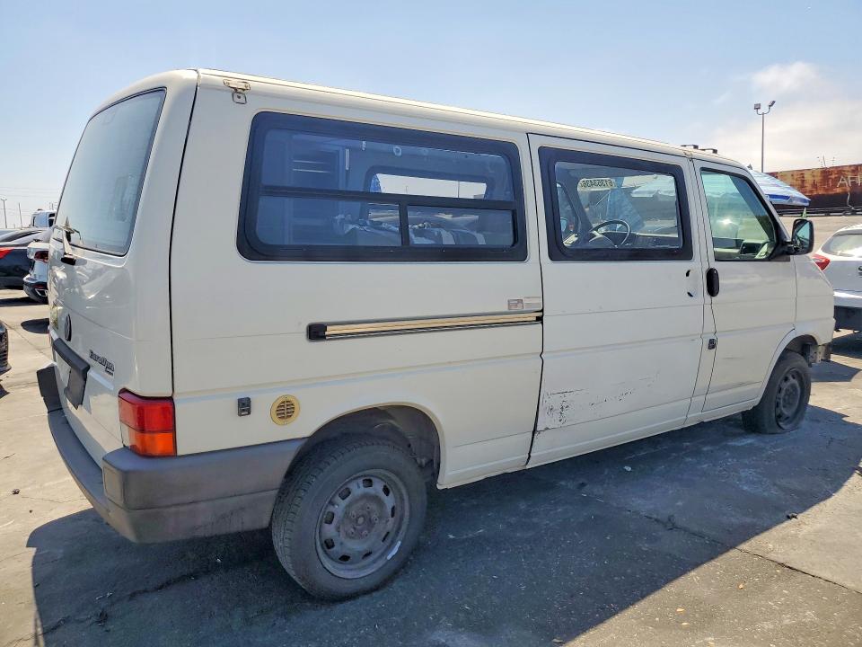 Продажа на аукционе авто 1995 Volkswagen Eurovan, vin: WV2EE0701SH097812, номер лота: 61353436