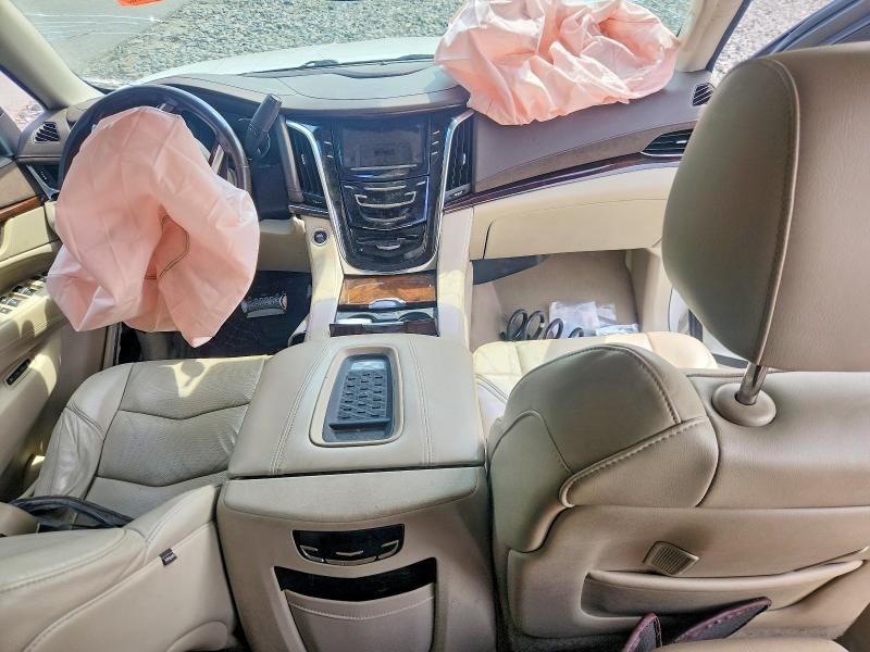 59596136 :رقم المزاد ، 1GYS4HKJXGR356117 vin ، 2016 Cadillac Escalade مزاد بيع