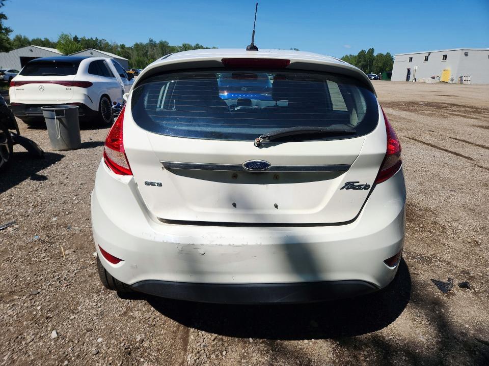 2011 Ford Fiesta მანქანა იყიდება აუქციონზე, vin: 3FADP4FJ5BM126350, აუქციონის ნომერი: 62434106