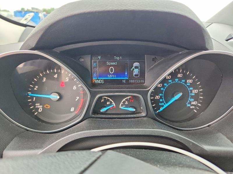 Продажа на аукционе авто 2016 Ford Escape, vin: 1FMCU0G98GUA98294, номер лота: 61395576