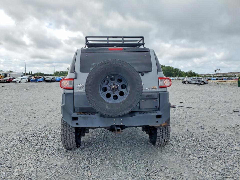 Продаж на аукціоні авто 2013 Toyota Fj Cruiser, vin: JTEBU4BF8DK156105, номер лоту: 62761806