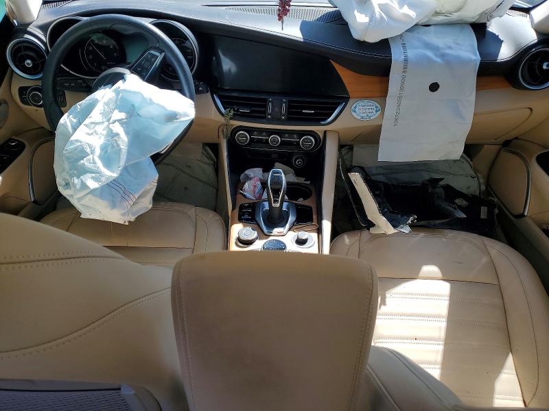 60259686 :رقم المزاد ، ZARFAMBN8M7648051 vin ، 2021 Alfa Romeo Giulia مزاد بيع