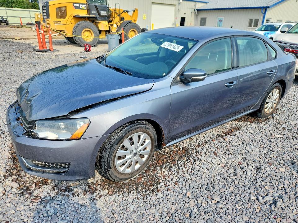 2013 Volkswagen Passat მანქანა იყიდება აუქციონზე, vin: 1VWAH7A30DC149685, აუქციონის ნომერი: 62961426