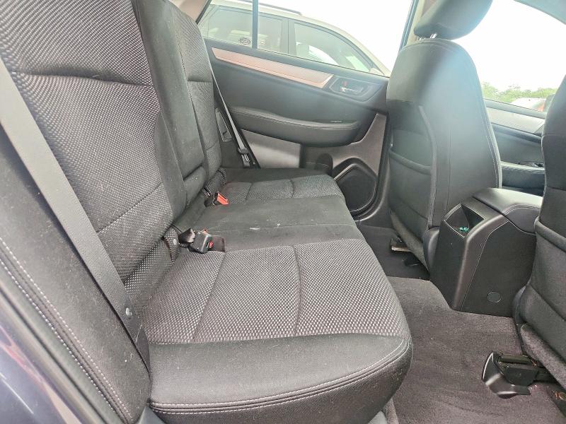 61400086 :رقم المزاد ، 4S4BSAHC6H3304981 vin ، 2017 Subaru Outback مزاد بيع