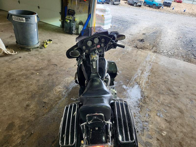 60471206 :رقم المزاد ، 1HD1FCW183Y601164 vin ، 2003 Harley-davidson Flhtcui مزاد بيع