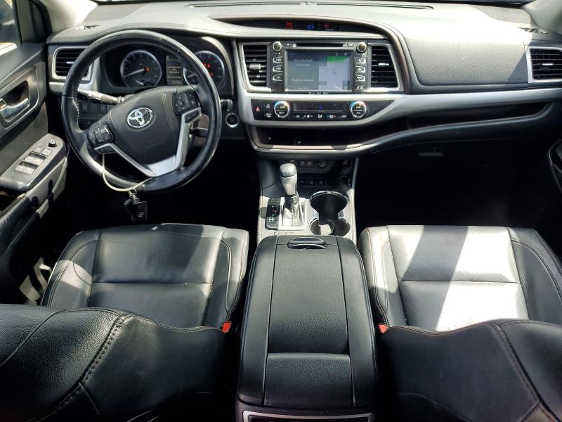 2018 Toyota Highlander მანქანა იყიდება აუქციონზე, vin: 5TDJZRFH6JS548823, აუქციონის ნომერი: 62974976