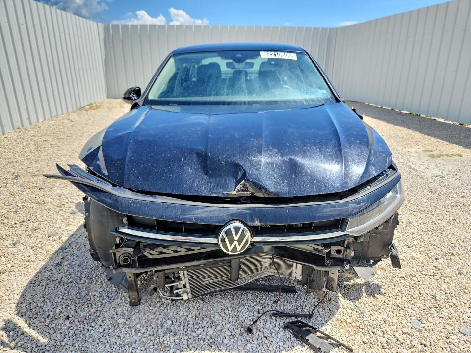 62210606 :رقم المزاد ، 3VW7X7BU3SM048186 vin ، 2025 Volkswagen Jetta مزاد بيع