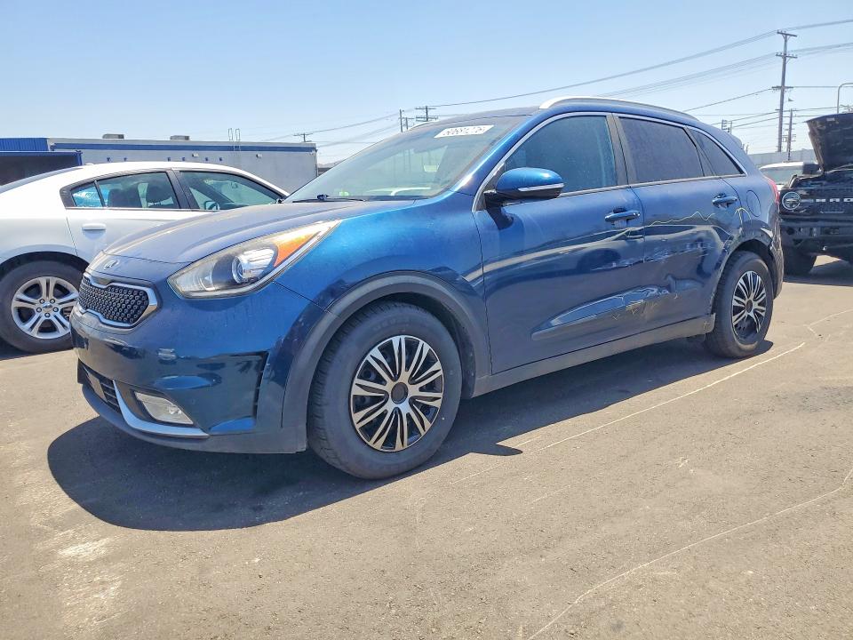 60681276 :رقم المزاد ، KNDCE3LC1H5072779 vin ، 2017 Kia Niro مزاد بيع